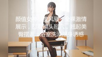 厕所偷窥马尾黄衣美女