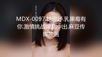 其他传媒RAS-0011 男友不在家 VR AV初体验