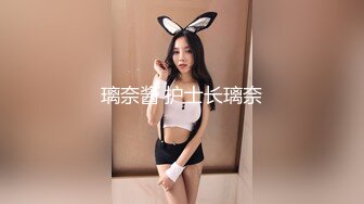 【下】黄毛小奶狗闻到内裤的骚味就流水～