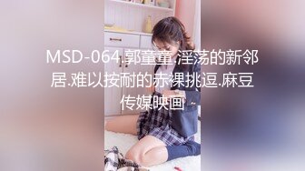 嗯~啊~嗯~啊啊啊~男友的舌头会犁田~舔得骚逼女友尖叫全身高潮~老公你慢一点~慢一点~人家受不了啦~快插进来！