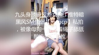 无毛白虎红唇嫩妹独自在家道具自慰，掏出奶子揉搓脱掉丁字裤，近距离特写掰穴，手指扣弄道具插入呻吟娇喘