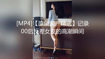 【重磅核弹】查小理新收纳的颜值母狗 桃桃丸子 VIP福利，各种露出屌爆了，强烈推荐 (2)