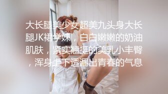 SWAG 网美老婆的绿帽癖当着老婆的面被颜射 娃娃